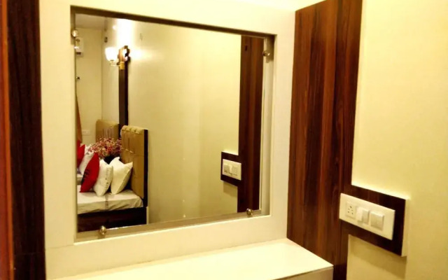 City Hotel