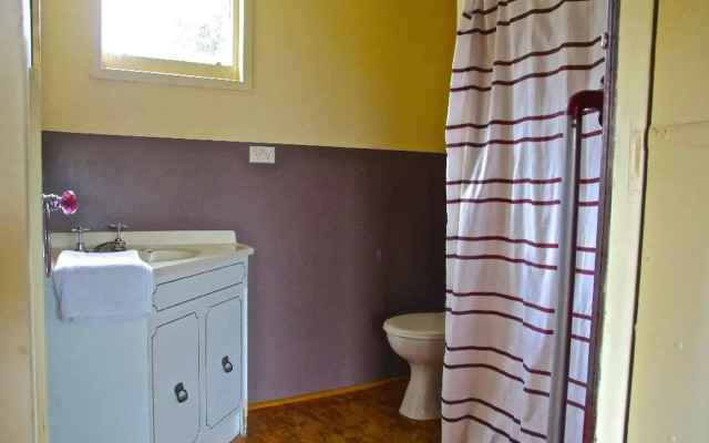 Codrington Gardens Bed & Breakfast