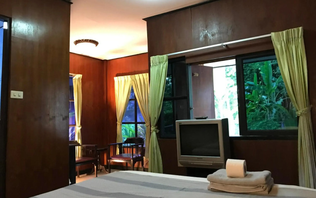 Sunrise Bungalow