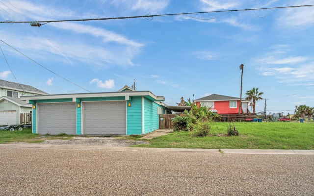 Elv1224-paradise Retreat