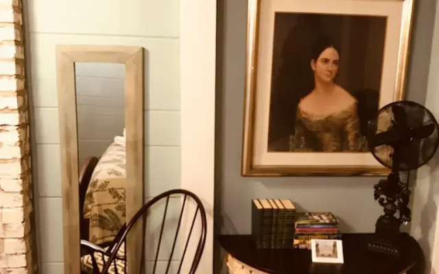 Clevedale Historic Inn and Gardens