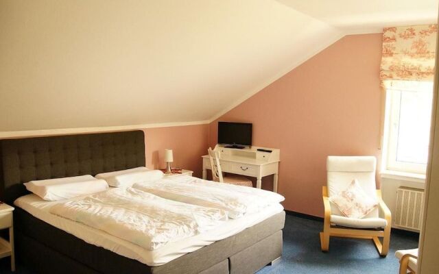 Winzerhotel - Restaurant zum Moselstrand