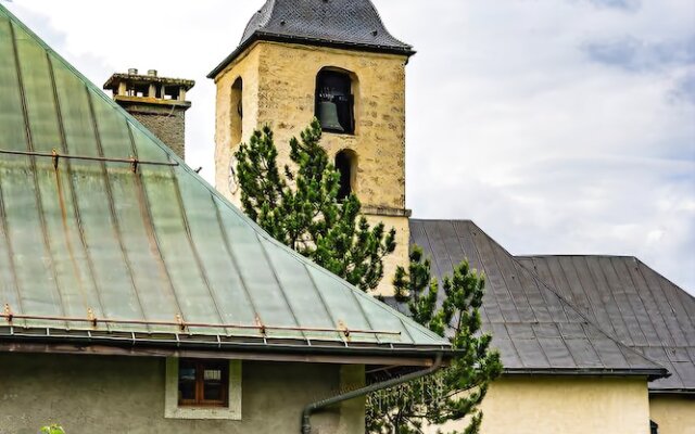 Vallet T4 Luxury Hyper Center