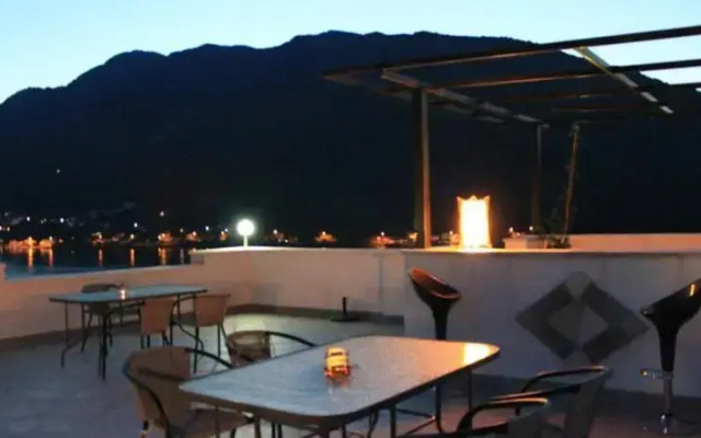 Apartmani Arcadius Tivat- Lepetani