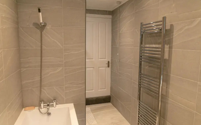 Inviting 3-bed House in Leicester