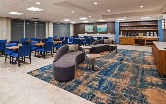 Best Western Plus Isanti