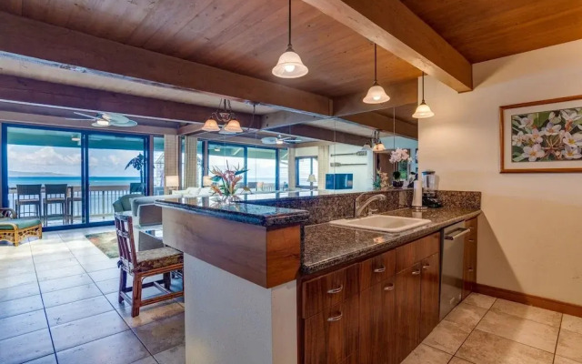 Kahana Outrigger #2b1 3 Bedroom Condo by RedAwning