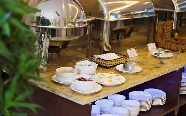 Dong Kinh Hotel