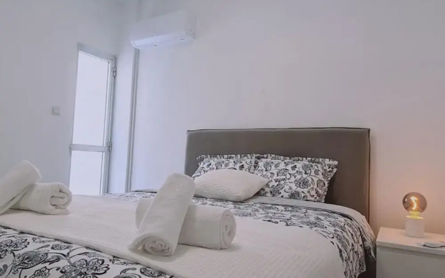 97 LIM - Stay Vital Elegance Apartment