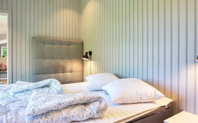 6 Person Holiday Home in Gilleleje