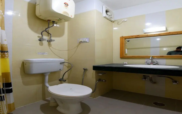OYO 13947 Tourist Nest