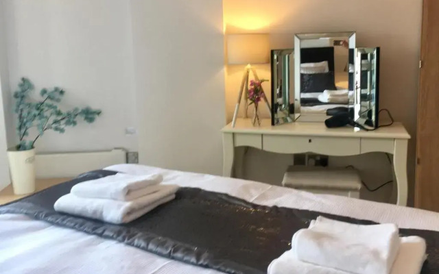 Sail view apartment