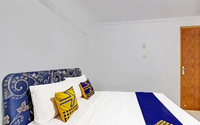 SPOT ON 91398 Homestay Tentrem 1