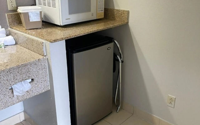 Travelodge by Wyndham Tucson AZ