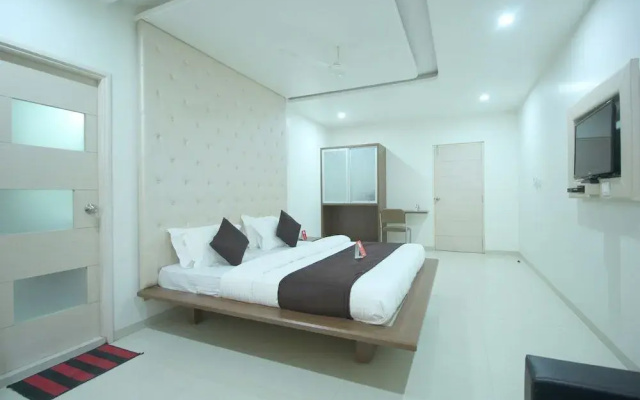 OYO 9351 Hotel RVG
