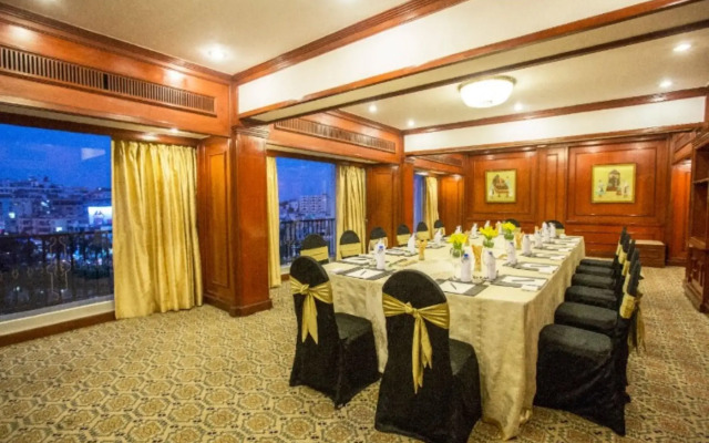 Taj Banjara