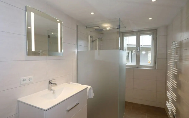 Chalet in Fugen Near Spieljochbahn