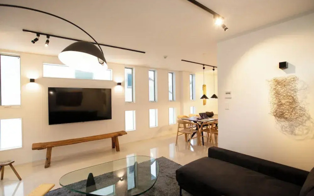 Ashina Bayfront Villa