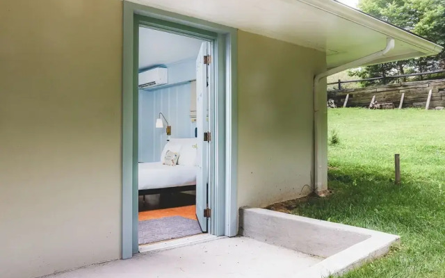 Blue Ridge Tourist Court