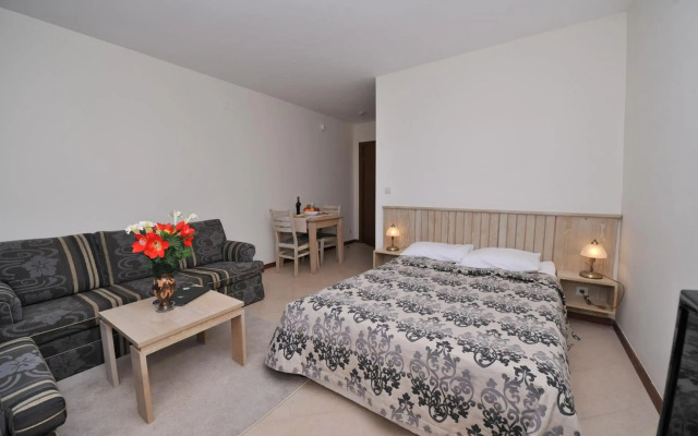 Pirin Golf & Country Club Apartments Complex