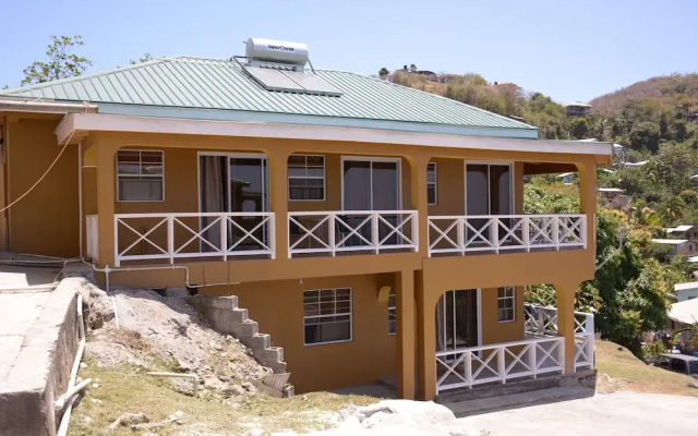 Hillview Apartments