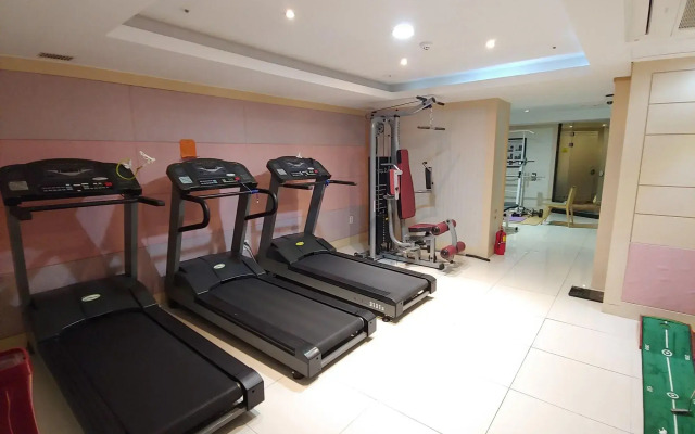 Orsay Business Hotel