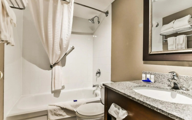 Best Western Plus Cambridge Hotel
