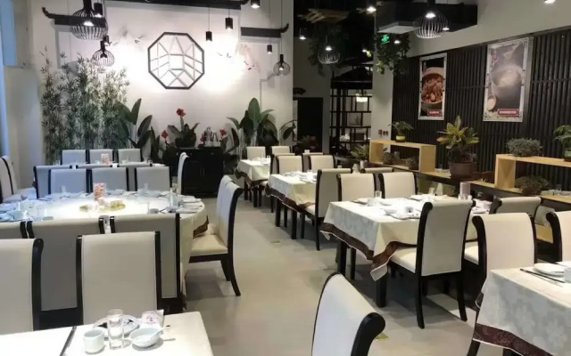Jinfeng Hotel