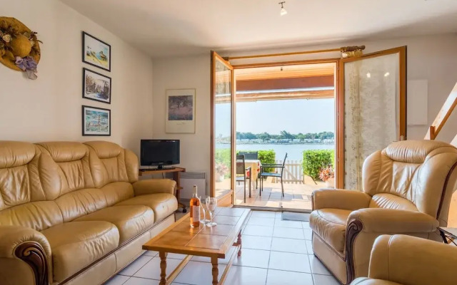 Apartment in Le Barcarès With Swimming Pool, Balcony, Garden