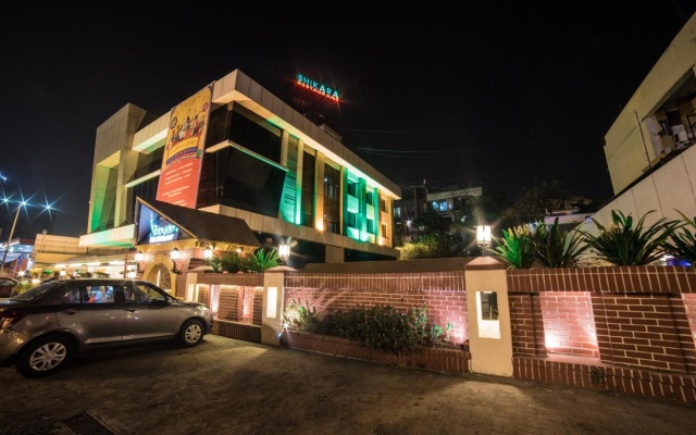 Hotel Highway View (Shikara)