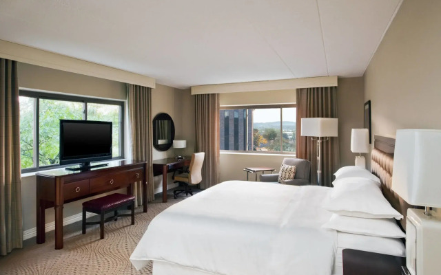 Sheraton Framingham Hotel & Conference Center