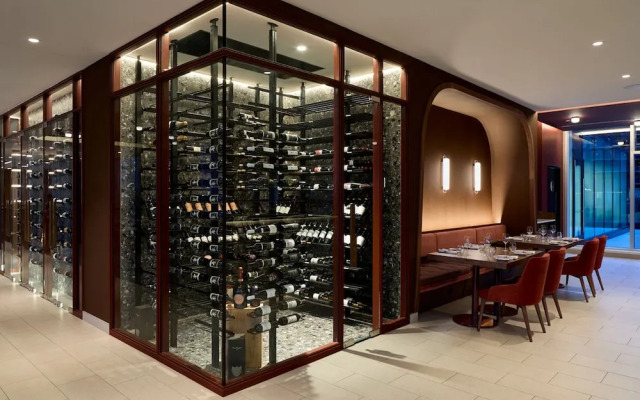 Courtyard By Marriott Montreal Laval