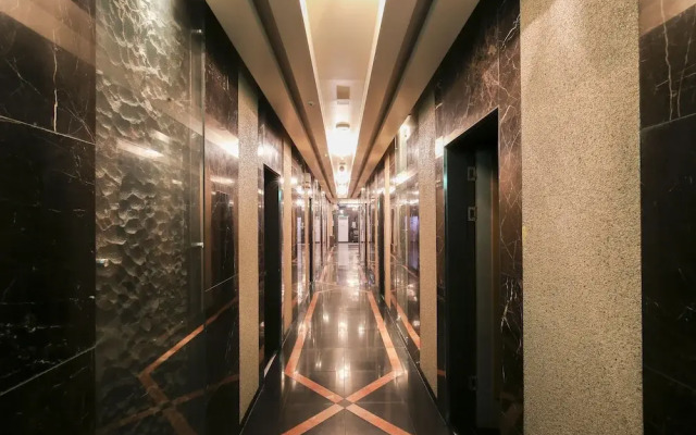 Themepark Tourist Hotel