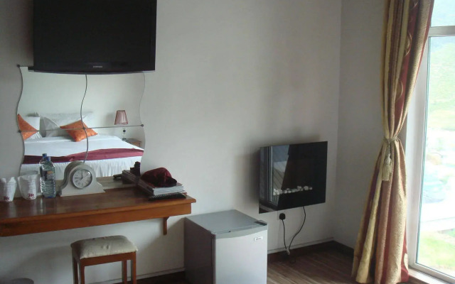 Midky Hotel