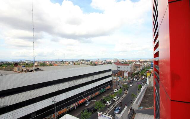 Uniq Hotel Yogyakarta