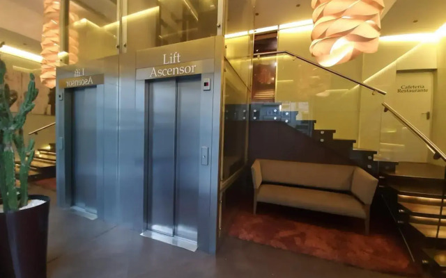 Aparto-Hotel Rosales