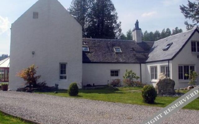 Auchterawe Country House