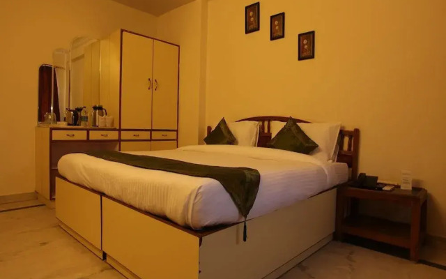 Hotel YKS