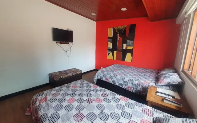 La parada del tren Hostel