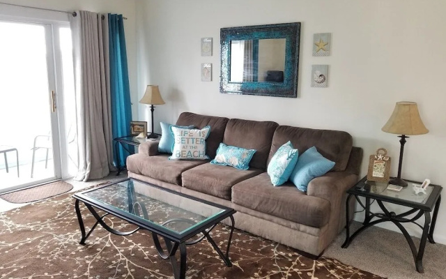 Quail Hollow A7-4U Condo