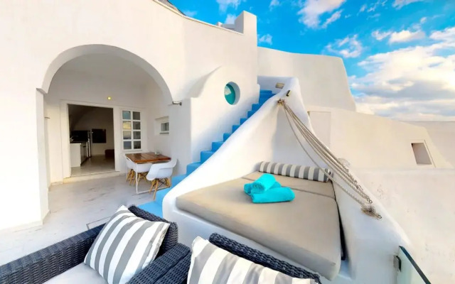Hyperion Oia Suites