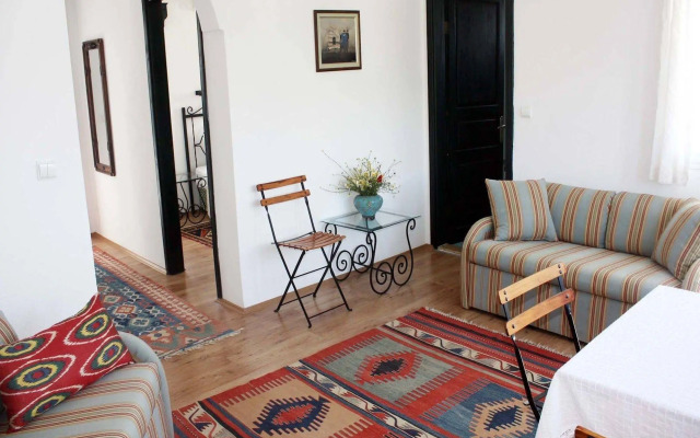 Villa Tokur