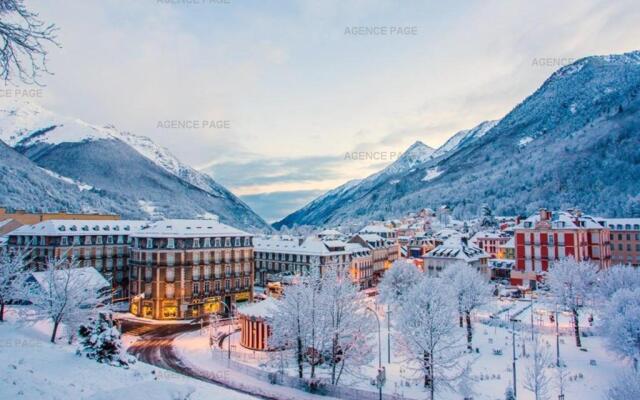 Appartement Cauterets, 2 pièces, 6 personnes - FR-1-234-230