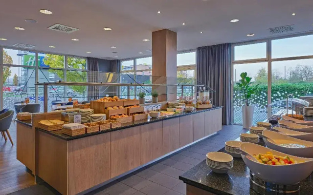 Holiday Inn Express Düsseldorf City North by IHG