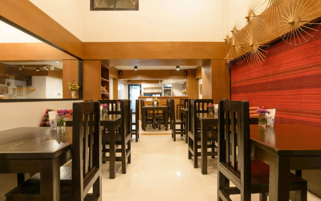Little Lanna Cafe and Premier Guesthouse