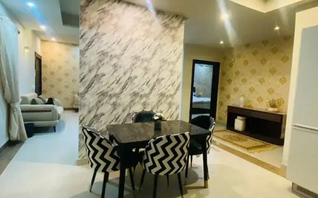 2Bedroom BahriaTown-Manzar Holiday Homes