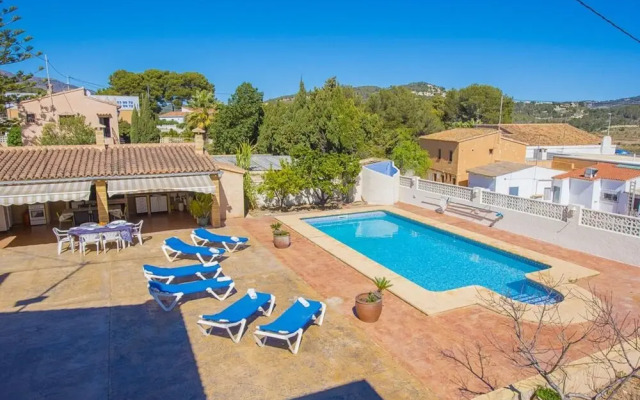 Villa - 4 Bedrooms with Pool and WiFi - 106405