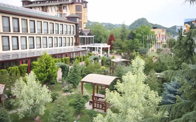 Yalcin Hotel Resort
