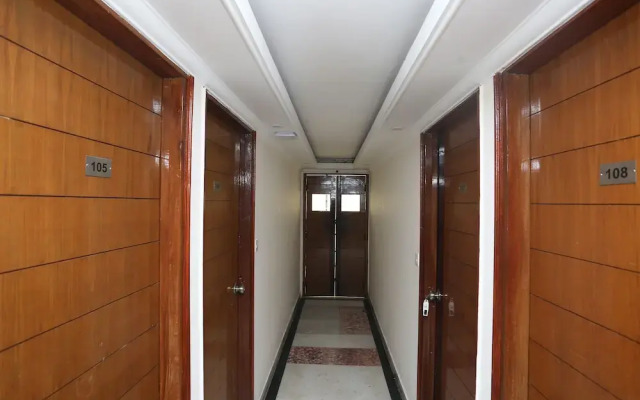 Oyo Flagship 23607 Kailash Residency