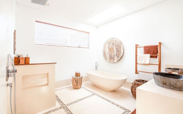 New 5BR Villa Beach at 200m Canggu